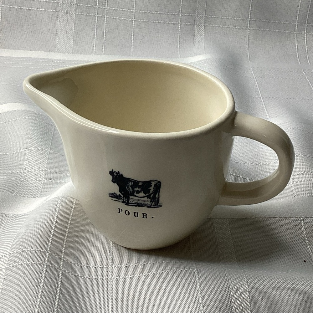 Rae Dunn POUR/COW Creamer - Brand New